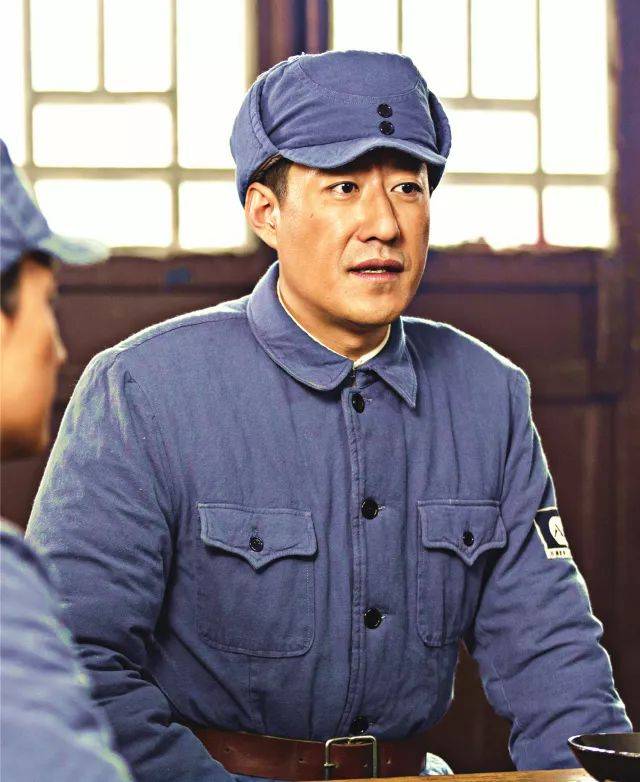 "谍战专业户"于震领衔主演,抗日大戏《人民子弟兵》今晚19点热血开播