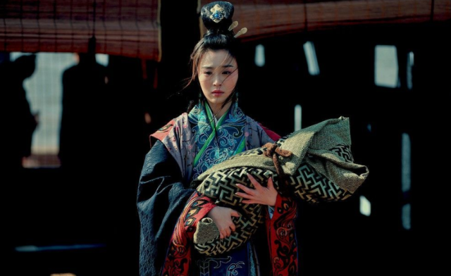 老不看三国,少不看水浒,年轻人不看红楼,有没有