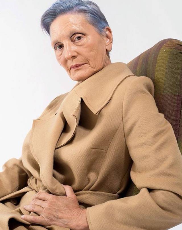 你见过80岁的模特吗?惊艳了时光大概就是这样