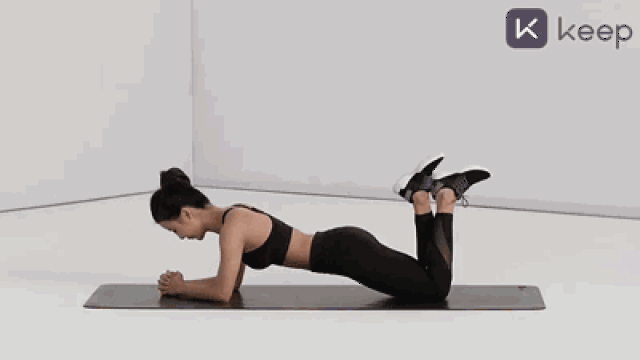 4,姿势调整 跪姿平板支撑转体:加强腹部力量以及动态的腹部压力
