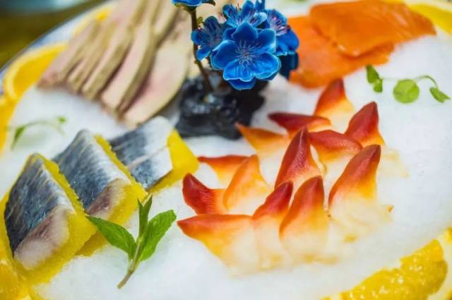 冰镇鹅肝刺身拼盘