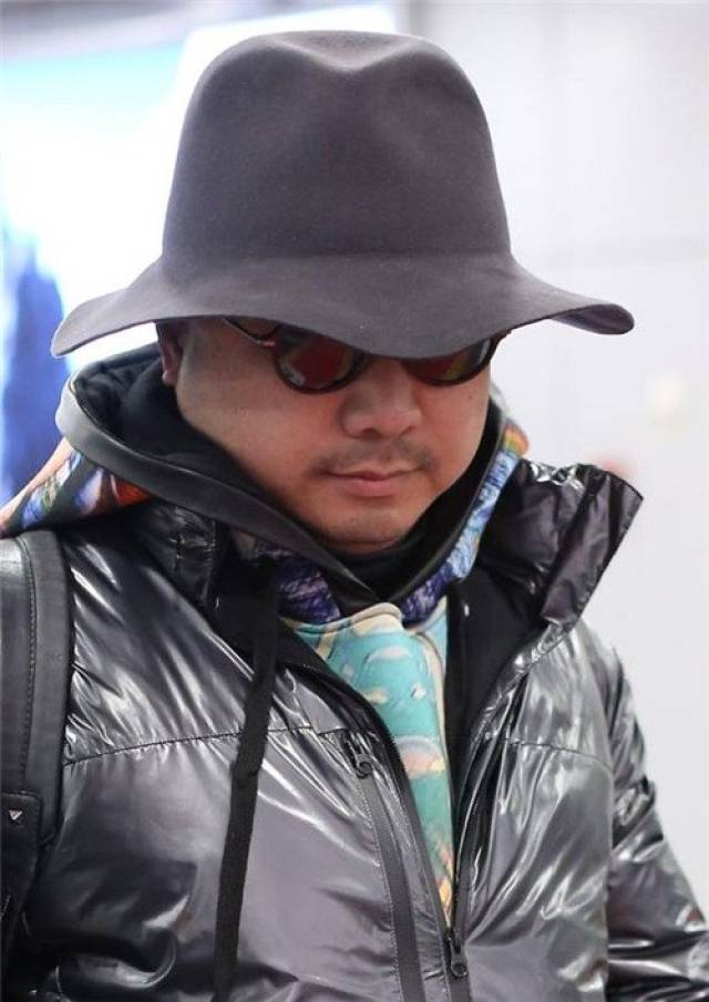 岁月是把猪饲料,曾经的小鲜肉们都成了中年发福的油腻大叔!