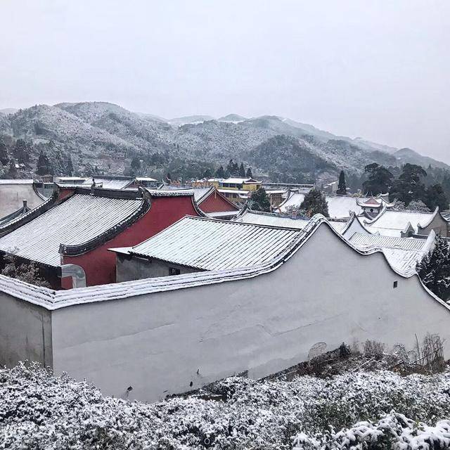 福州北峰下雪图片
