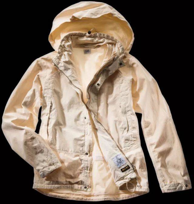 首次被成功染色的合成纤维材质