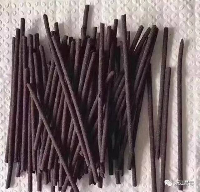 这些火柴棍般的小树枝居然是毒品还毒过海洛因