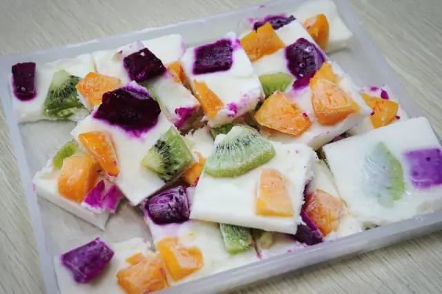 【流木の吃货】diy水果超多的炒酸奶,吃货必看