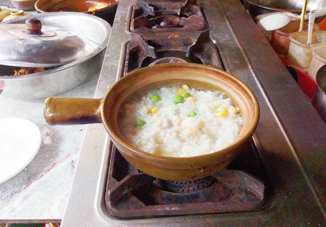 尋味記:大理祥雲縣城城西砂鍋飯