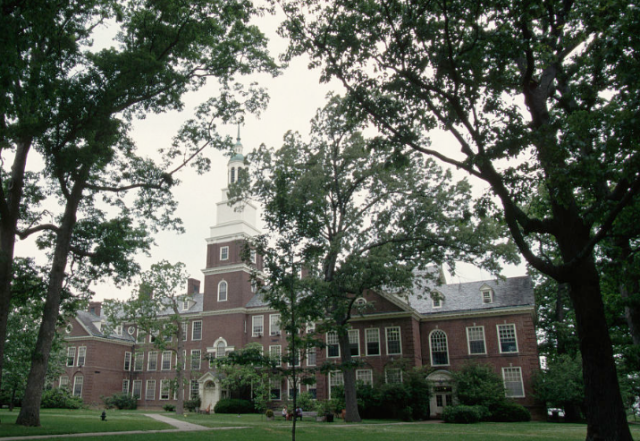 1.伯里亚学院 berea college