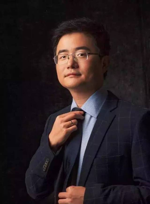 从"三流大学"学渣到上市公司老总,他说:不忘初心,梦想终会成真