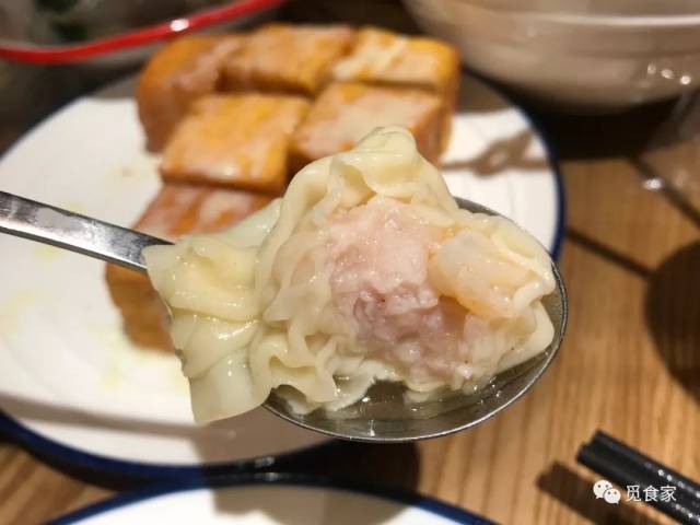 九龙冰室 | 最传统的香港味道,都在这份常餐里了