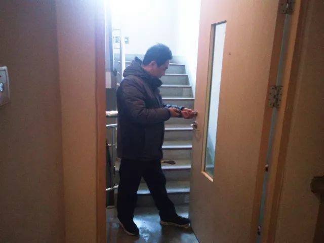 单元门禁维修