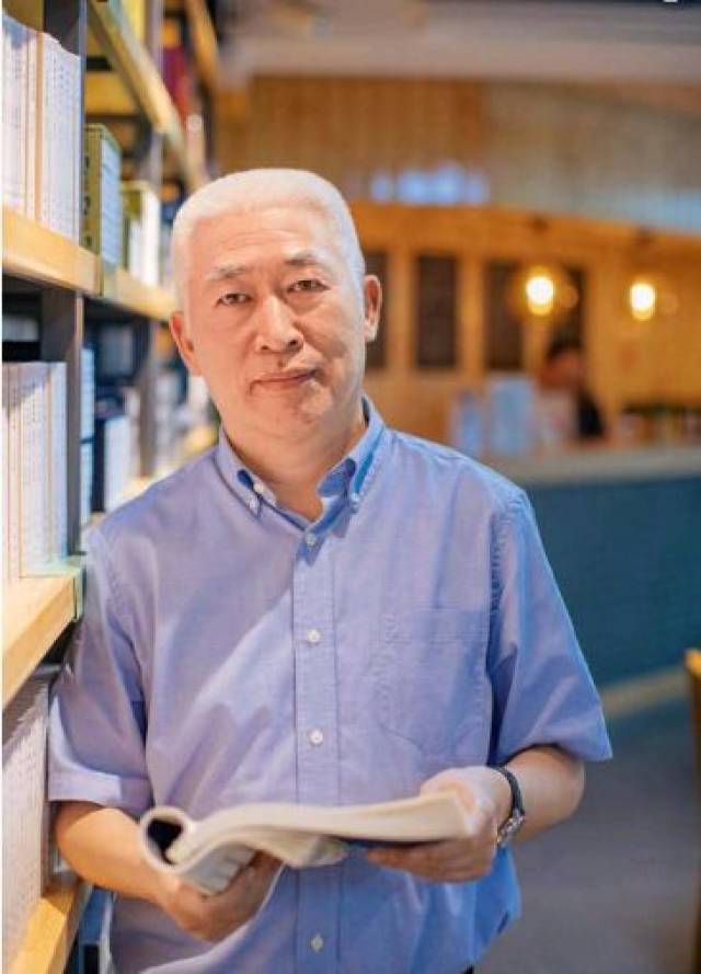 怎样才算学者型编辑?在中华书局工作三十余年的他告诉我们答案