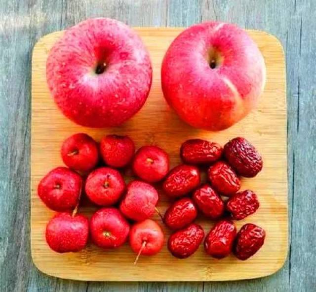 年夜饭必备——大枣山楂苹果汤