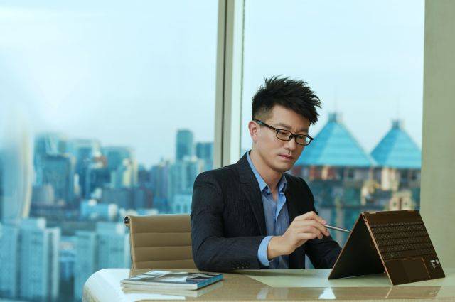 世纪难题 | 颜值和才华你选哪个?