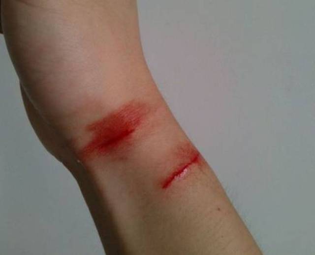 安利口喷的神奇功效!32元解决很多问题