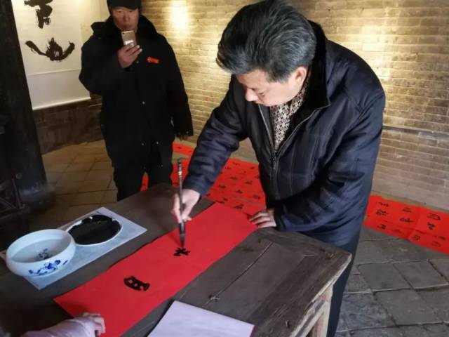 张焉如,黄越祖,张东辉,王雪梅, 廉海峰,卫刚民,韩明利 等二十多名书法