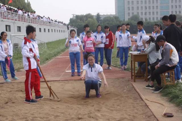 诸城一中国际部图片