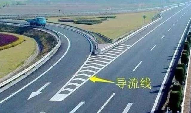 匝道驶入高速公路图图片