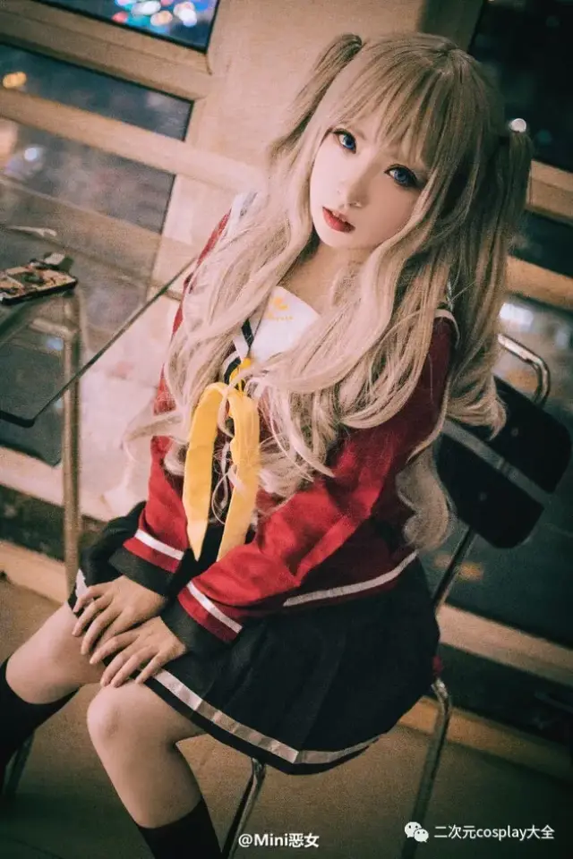 《夏洛特》友利奈绪cos,我突然有了恋爱的感觉