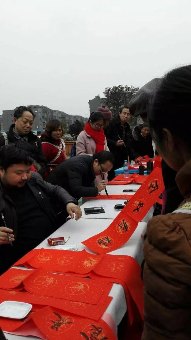 现场书写春联