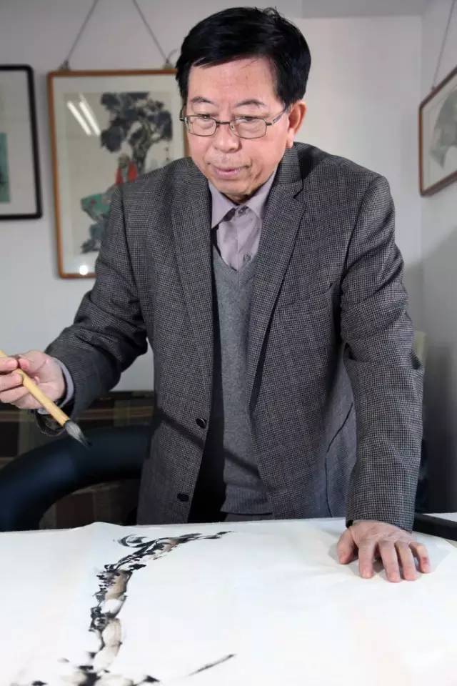 cctv魅力人物-文物鉴定家,书画家金申拜大年