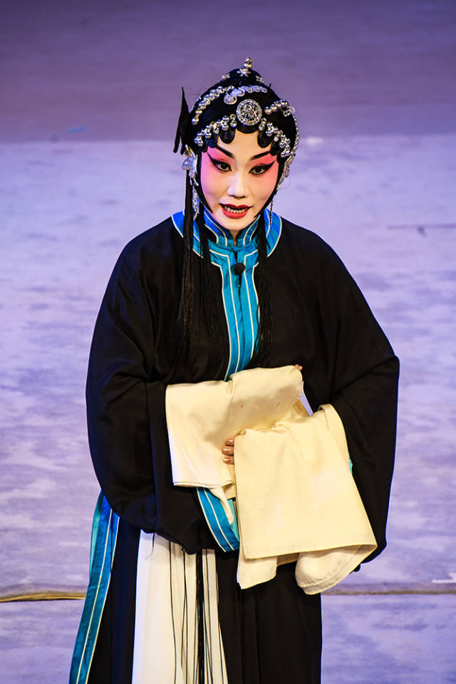 初三看京剧薛仁贵与王宝钏