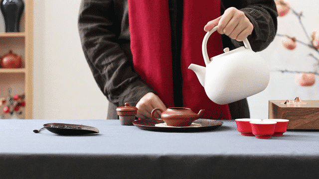 茶壶倒水动图图片