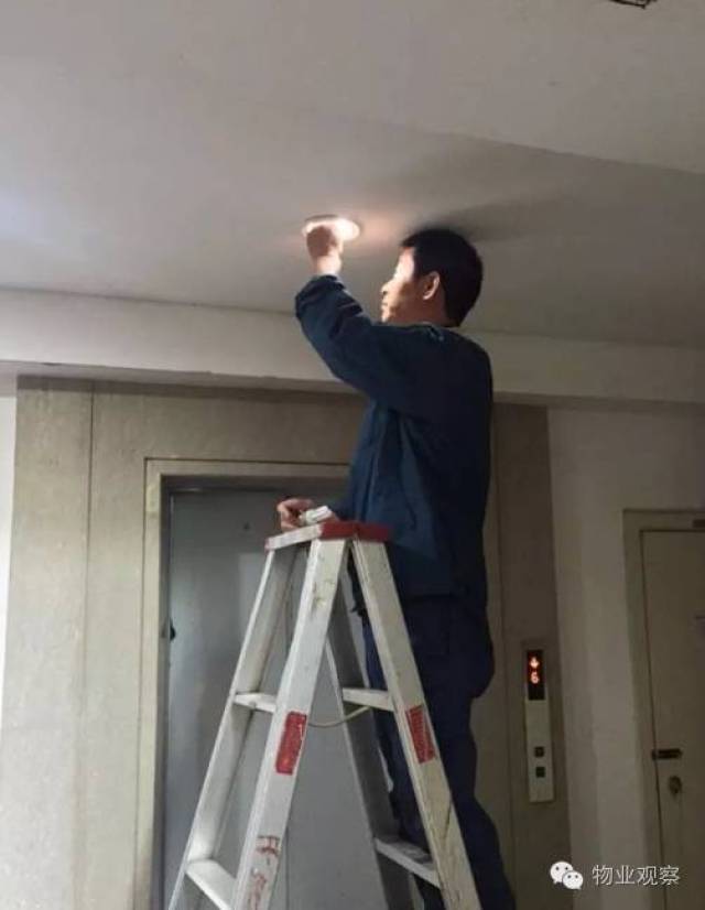 自制高空换灯泡工具,简易的换灯泡杆,灯泡更换工具(第2页)_大山谷图库