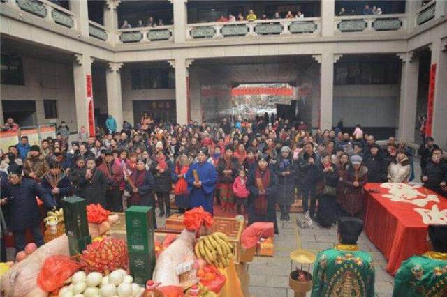 徐州市云龙山财神庙正月初八拜太岁