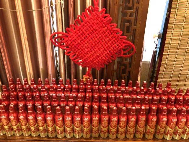 中央戏剧学院校董杨传东先生以及70位中央戏剧学院青岛籍毕业生齐聚