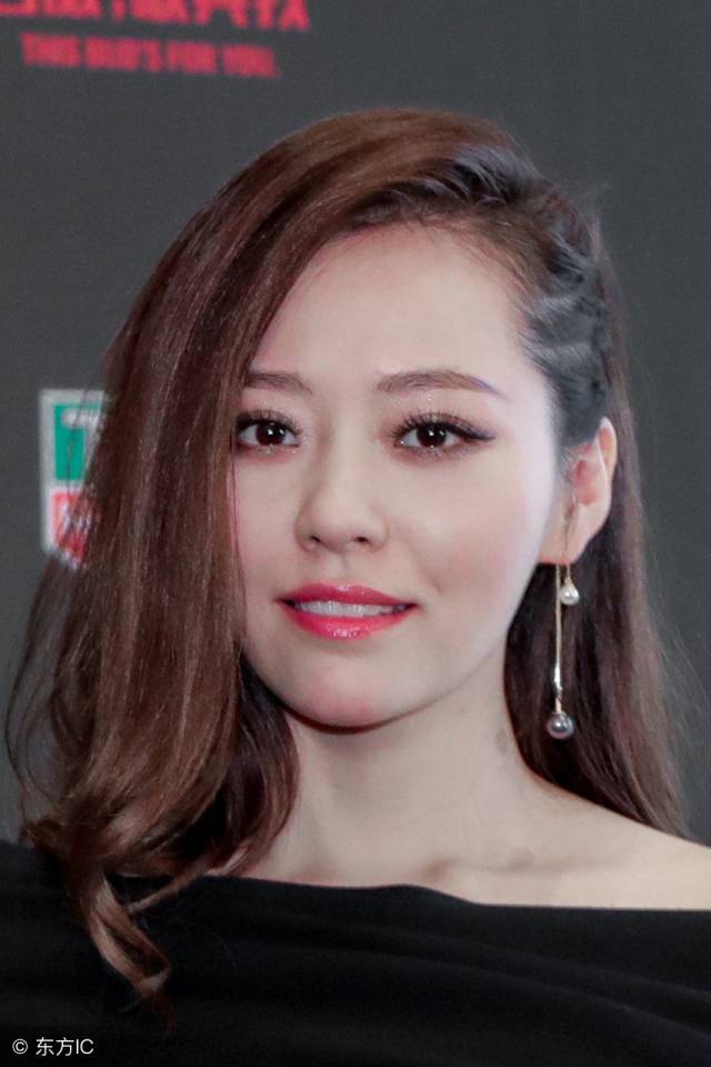 中国流行女歌手:张靓颖