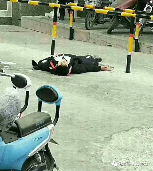 事故突发朝阳中心医院对面上海城楼上高中生跳楼身亡谁家孩子视频图