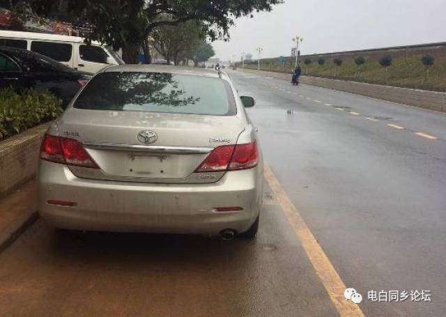 茂名电白嚣张盗贼,专盗车牌,还留微信勒索车主!简直无法无天了!