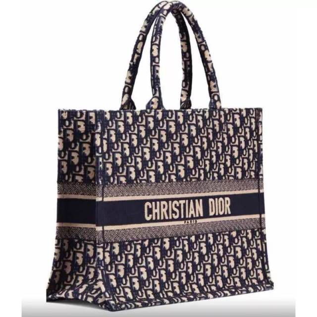 dior2018秀款购物袋,买菜也迷人