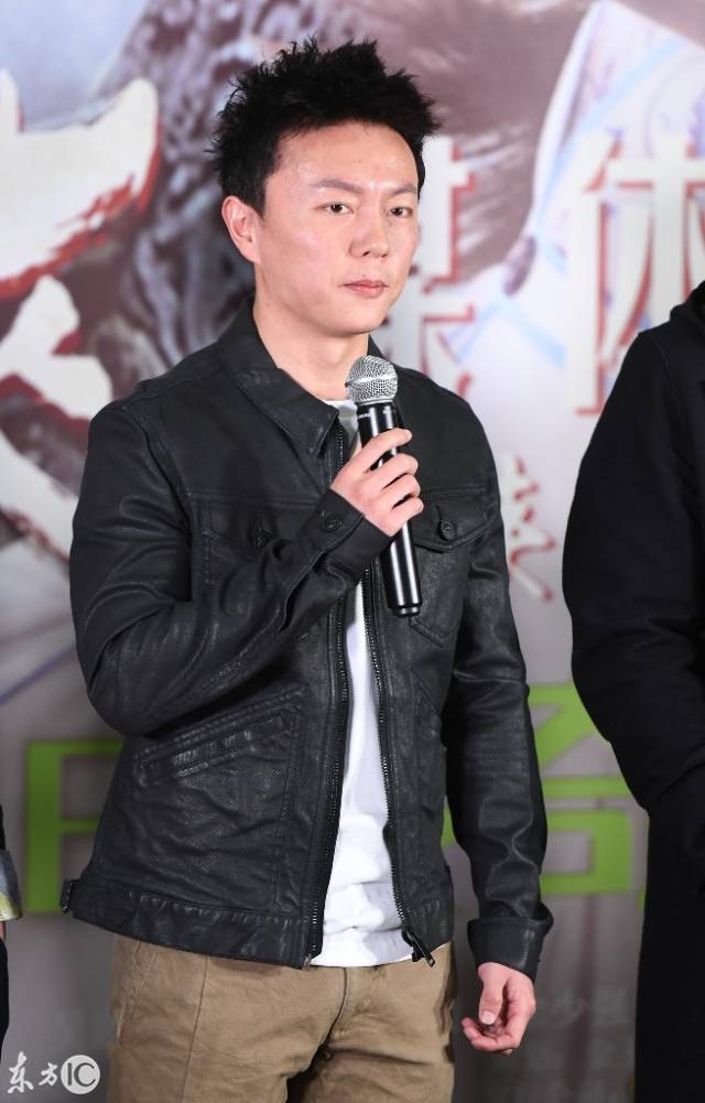 出品人兼制片人金王来先生,携联合出品人李静女士,导演马中轩,编剧