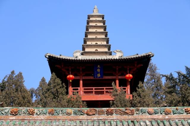 無數文人墨客和痴男怨女前往普救寺,只為那場西廂愛情