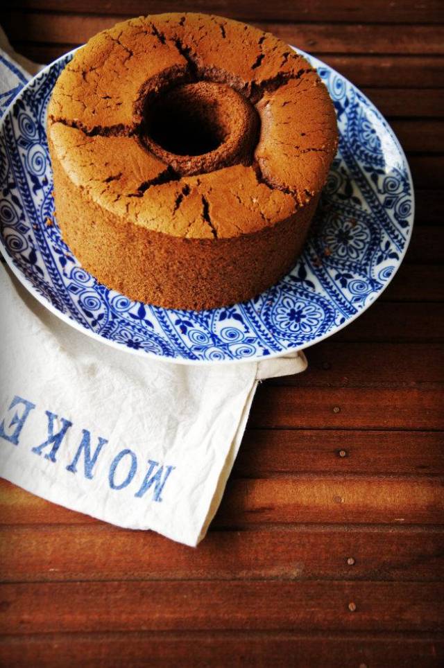 真巧克力戚风系列 -- 摩卡巧克力戚风蛋糕