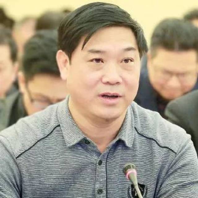 封开县委书记黄学武