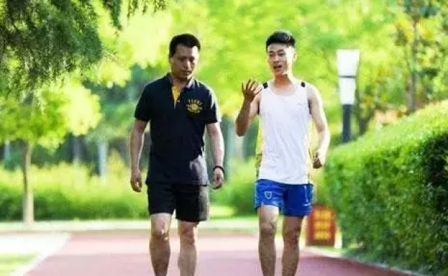 告别死工资,适合上班族兼职创业的8大项目推荐