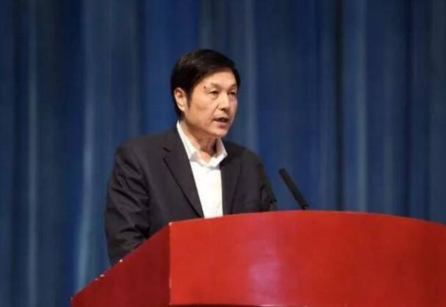 市工信委主任孙琦峰