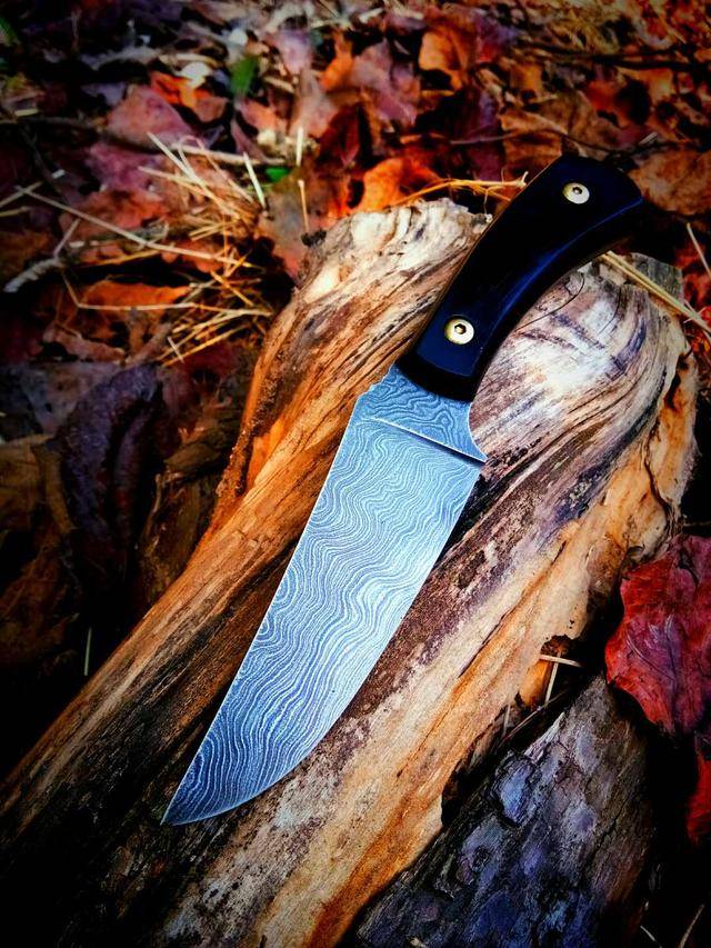 世界名刃之温克勒小猎刀