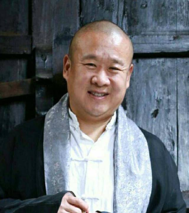 奇幻变身类喜剧《变身萌妹》,爱奇艺3月23独播上映!