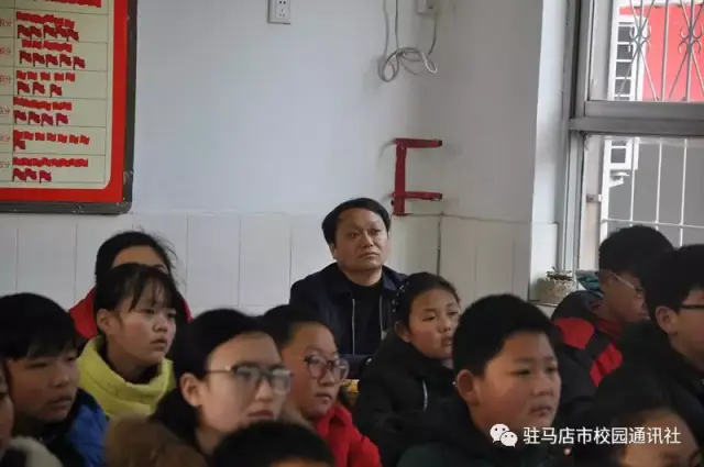 扬帆破浪正当时 驻马店市第十中学隆重举行开学典礼