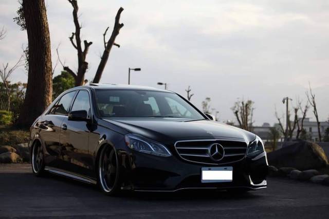 hf改装风格年度最佳车型奔驰e改装accuair气动避震的完美姿色