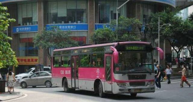 【怀旧】再见了,402路公交车~搭一辆公交看一城风景