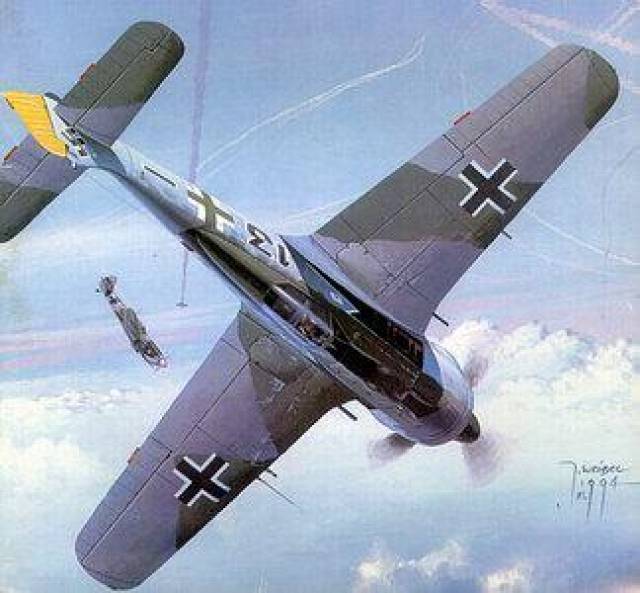 記得二戰時德國fw190戰機?喜歡大機群作戰,動輒出動數百架!