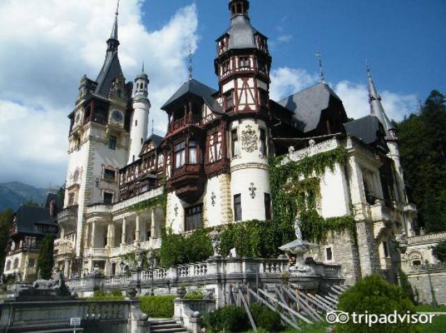 15座唯美浪漫的皇家城堡,富丽堂皇,精美奢华,都圆你一个公主梦!