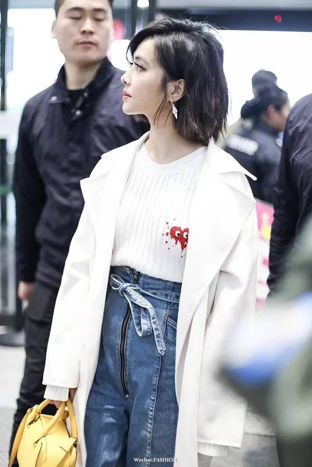 明星 | 大幂幂穿潮装手指舞教学 刘雯的春装照着