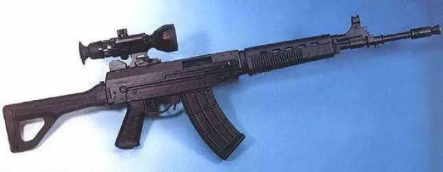 铁汉浪漫no134ar70比中国03式更适应高原的枪械阿尔卑斯山上的ar70