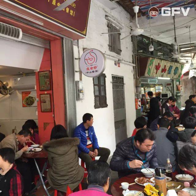 振华路最多吃货的店,全因烧鹅"凌舍好!